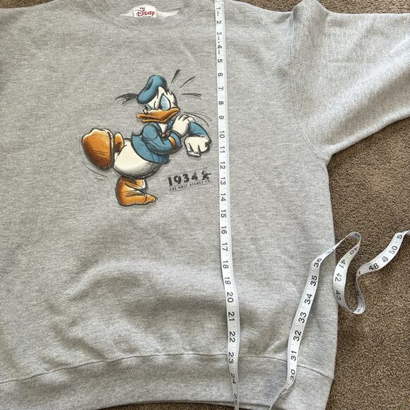 VTG Donald Duck 1934 The Disney Store Crew Neck Sweatshirt Gray - Size Medium - Picture 7 of 8